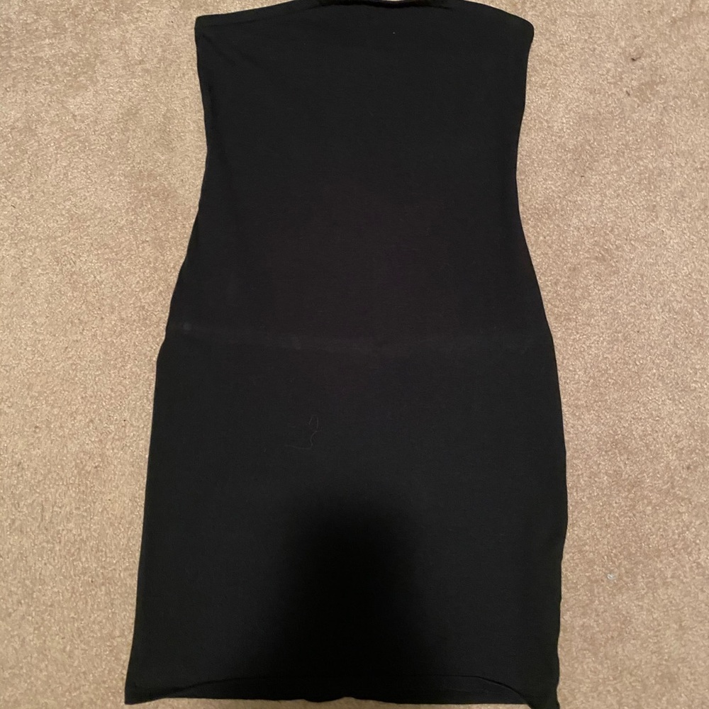 Strapless tight fitting dress
